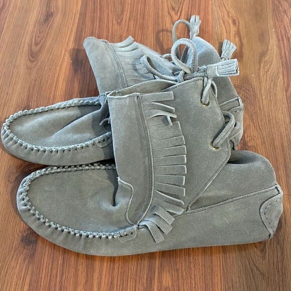 New j.Crew gray suede high top moccasins with fringe size 9 - Picture 4 of 5